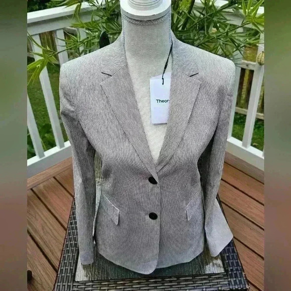 Theory Womens Beige/White Striped Lined Stretchy Jacket NWT lSize 2 - Picture 1 of 10